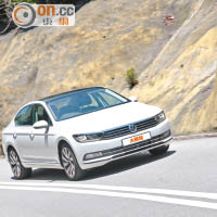 升格　Volkswagen Passat ACT 150PS Highline