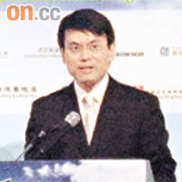 邱騰華稱，希望專業團體設認許制度，推動大廈改善樓宇內的節能設施。