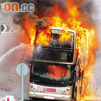 近年本港曾發生多宗因巴士機件故障而自焚意外。	資料圖片