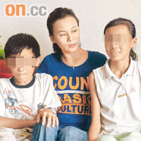 因無力養育子女,陳麗敏只好將沒有上學的幼子送到海南外家,只留下大女和二子。