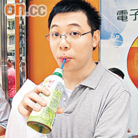 鍾先生「平嘢冇好！買十送二係生意手法，有少少誤導消費者。製造商最好喺包裝上面標籤資料，市民買時亦要醒少少。」