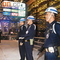 泰國執法部門有權在機場檢查可疑旅客的行李。