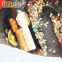 龔如心生基福地金塔內的物件，包括祭品、其指甲及毛髮。