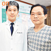 梅力文醫生（左）表示，十二指腸繞道手術適用於肥胖的糖尿病患者。旁為本港首名接受該手術的黎先生。