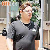 劉浩昀承認一時貪玩在公眾地方手淫，獲判緩刑。