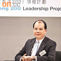張建宗讀大學時，專登唔申請做人工高嘅政府暑期工。