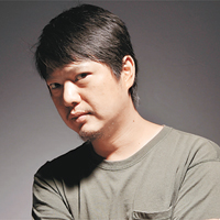 版　主：小白<br>銜　頭：評論員<br>特　徵：路見不平，Blogger相助