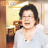 香港富婆陳偉儀上月入稟法院，聲稱被銀行誤導購買累計股票期權，虧損二億六千萬元。