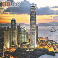 香港面對與內地角色扭轉，變成深圳的「後廠」。