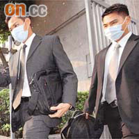 首被告許樹和(右)與次被告余煒森(左)為現役警員,已遭警隊暫時停職。