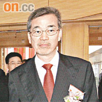 湯顯明昨披露他早於七月已脫離公務員隊伍。	胡耀威攝