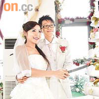徐生和太太：「九月九日好意頭又易記，結婚一生人一次，使費都唔會計較，最緊要舒舒服服。」