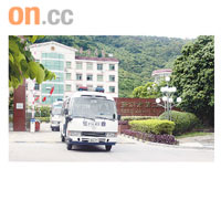 部分被告昨還押到深圳市第二看守所。