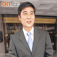 總督察吳樂俊表示，警隊對同袍犯罪會作出嚴厲譴責並秉公辦理。