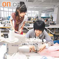製衣業訓練局的訓練中心於九月份已經招收四百名日校生。