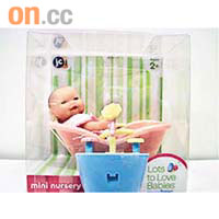 Lots to Love Babies迷你育嬰玩具<br>生產商：JC Toys Group, Inc.<br>危險性：嬰兒浴盆配件細小，易脫落，不慎吞食易引致窒息。