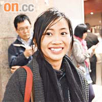 馮小姐（文職）「自己都想置業，畀得起錢買單位，當然想知道自己可以實用到幾多。而且香港啲樓已經咁貴，均真啲好啲。」
