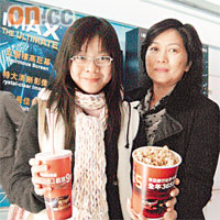 李太及女兒喜歡看電影，更喜歡分享爆谷汽水。