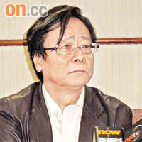 黃毓民質疑黎智英及陳太「係乜嘢貨色」，有何地位指揮各泛民黨派。