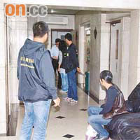 報案女子協助司警調查。