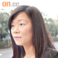 區小姐（保險業）「封路一日半日冇所謂，但冇興趣睇開幕。今次東亞運政府宣傳唔夠，冇氣氛，場館同其他配套都不足，所以唔打算睇其他比賽。」