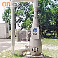 超飽和溶氧系統利用次流泵將部分污水引到圓錐形溶氧水缸，作超飽和溶氧。