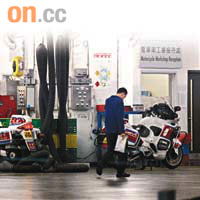 警車的維修工作也是由機電署負責。