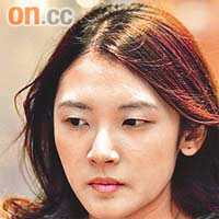 吳小姐（大學生）「機電工程署處理的士死火事件真係好慢，抽查全港石油氣站竟然要一年時間，呢啲關乎駕駛者同乘客安全，機電署應該檢討處理事故嘅能力。」