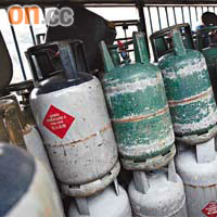 石油氣屬於危險品，容易發生爆炸。