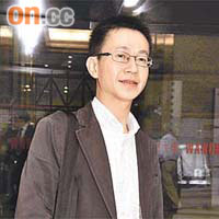 西岸國際董事吳偉宏作供時坦承古董店自○三年起沒做過生意。  