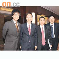 李寶安（右二）去年九月升為無綫集團總經理後，陳志雲（左一）即傳有失勢迹象。	資料圖片