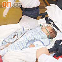 男嬰送院搶救後漸甦醒。