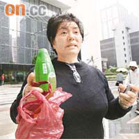 兩度在庭內向律師及法官潑尿液的黃春娣承認兩項控罪。(資料圖片)