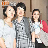 潘芸妮（左起）、呂碧琪及李詠文向港龍追討花紅的案件，被判敗訴。