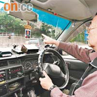 杜燊棠批評交通燈設計不良成交通意外的主要原因。