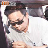 被告宏偉建造工程有限公司代表。