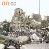 新發掘的古城牆體或屬大炮台北段古城牆的一部分。