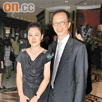 阿松同小伏有三個仔女就夠晒數，未有打算生第四個。