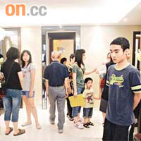 置業是很多香港市民的願望，故居屋貨尾仍吸引不少人參觀示範單位。