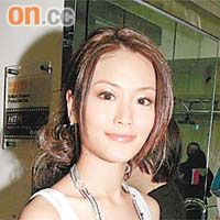 A.Lin<br>「史納莎好無辜！我自己養法國老虎同蝴蝶犬，聽到呢件事好驚，可能以後唔敢帶兩隻狗出街。政府應該公開落藥地點，好似整個標誌，畀狗主知道可提高警覺。」