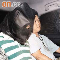 疑犯被押返長沙灣警署通宵扣查。