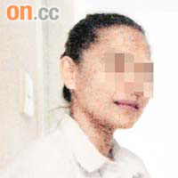 被告指講師的指控不正確。