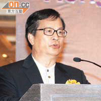 鄭耀棠指工聯會缺席超級區會，難向三十五萬會員交代。
