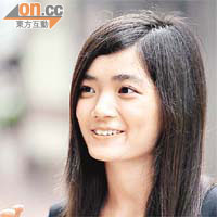 李小姐（學生）<br>「我知道好多學生都會帶電腦去自修室，政府應該喺每個位都加裝充電插座同電腦鎖。」