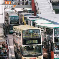 紅隧<br>巴士司機工業行動進入第二日，但對紅隧交通影響不大。