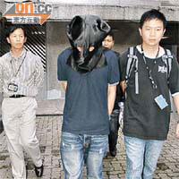 十八歲疑犯押返博康邨住所搜查。