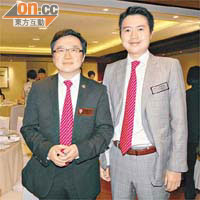 呂鈞堯（右）大搞「流動玩具圖書館」計劃，副主席鄭錦鐘（左）全力支持。