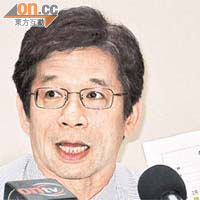 黃克廉指不少歐美國家的初中每班平均為十九至二十四人,但本港仍每班三十六人,令人汗顏。