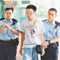 涉嫌傷人躁漢被捕後送院檢驗。