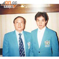 陳錦新（右）多次代表香港出賽。